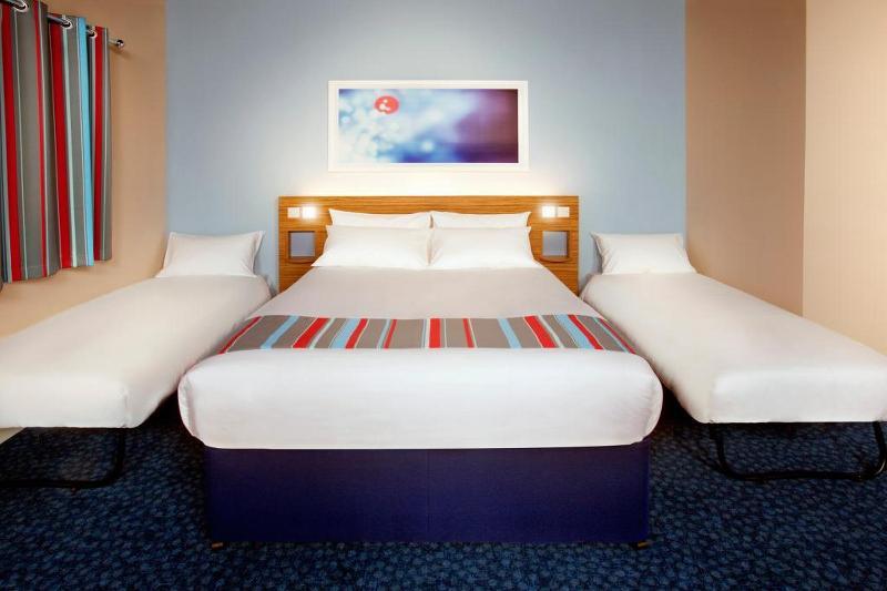 Travelodge Bromborough Порт-Санлайт Экстерьер фото